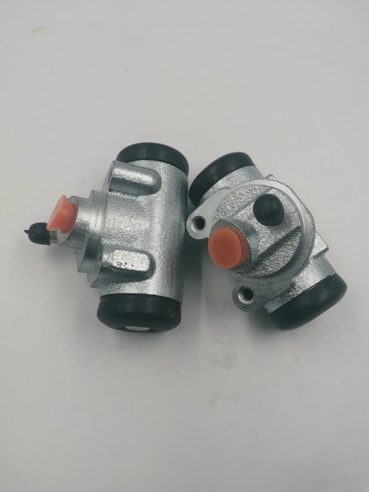 2 Cylindres De Roue Arriere Peugeot 403 Et 404 Peugeot